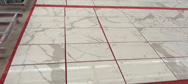 calacatta marble subway tile