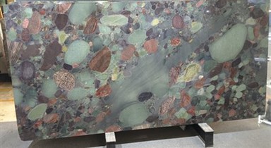 Kat sezon Green Granite